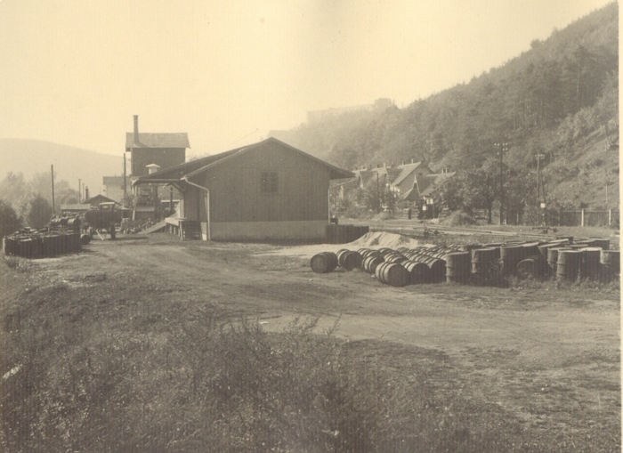 1926 - Lagerräume am Bahnhof